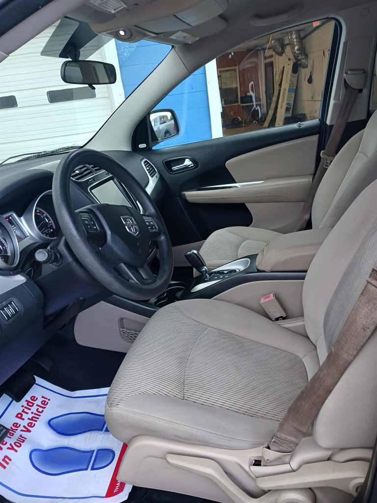2011 Dodge Journey - $7,499
