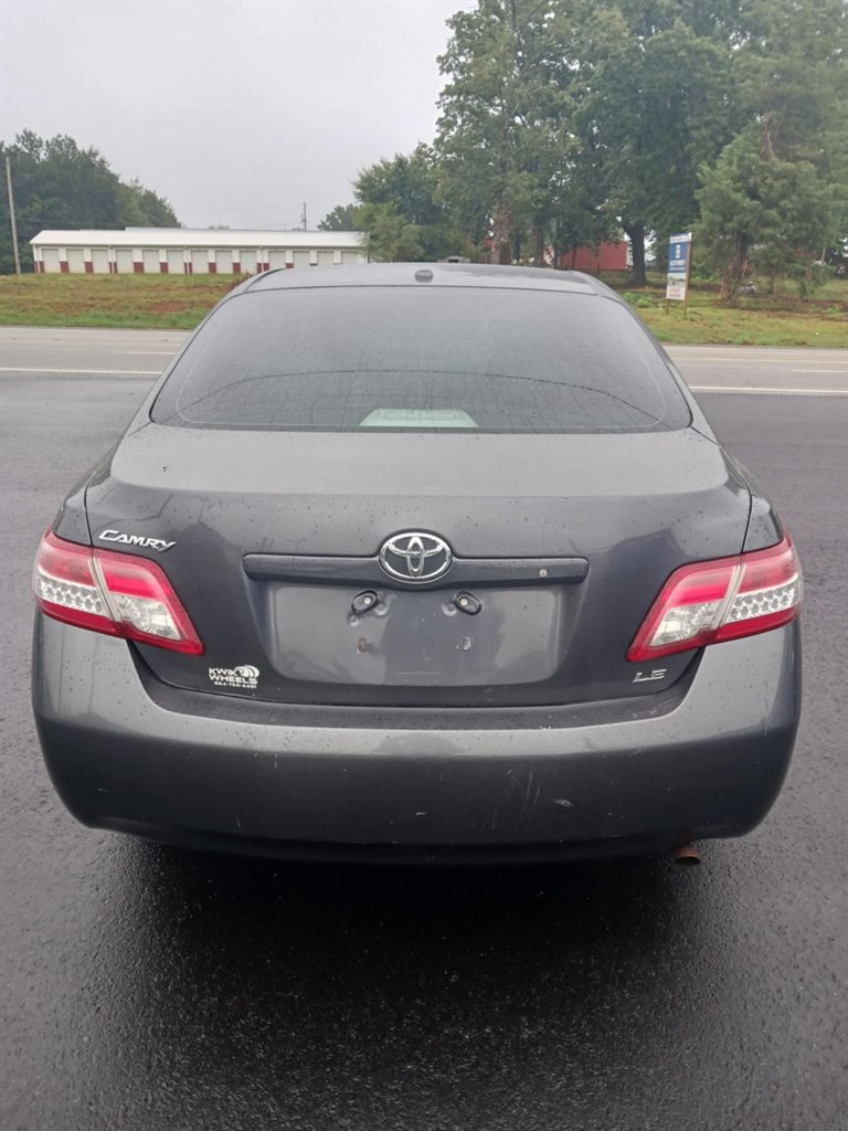 2010 Toyota Camry - $7,999