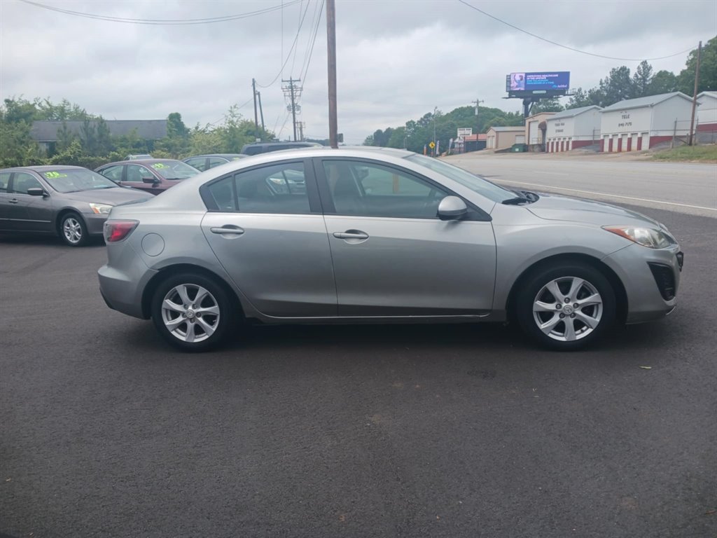 2010 MAZDA MAZDA3 - $7,999