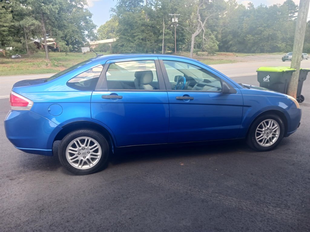 2010 Ford Focus - $5,499