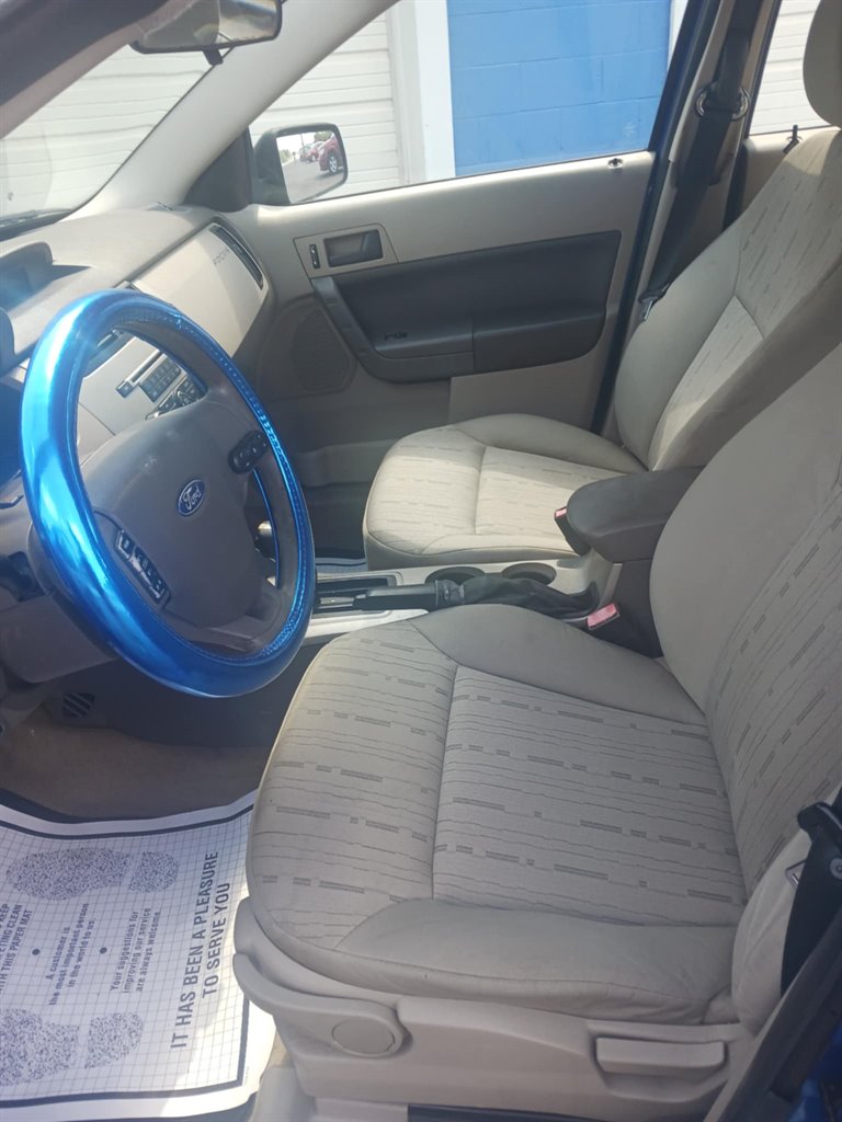 2010 Ford Focus - $5,499