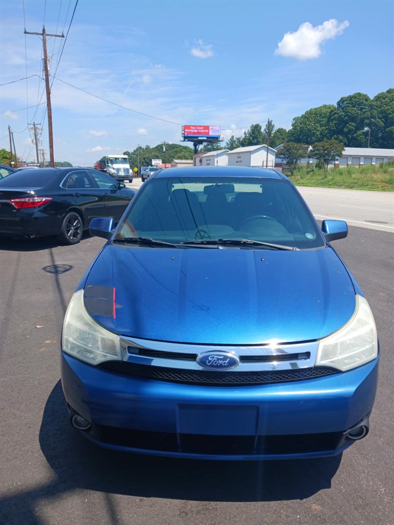 2009 Ford Focus - $6,999