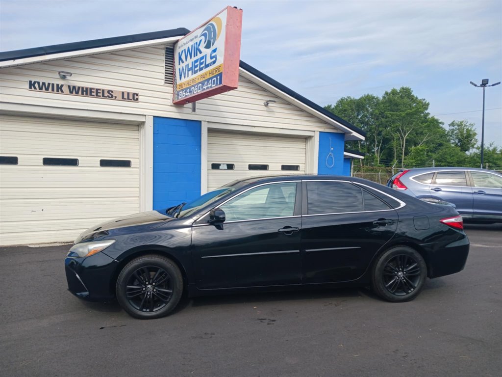 2016 Toyota Camry - $10,999