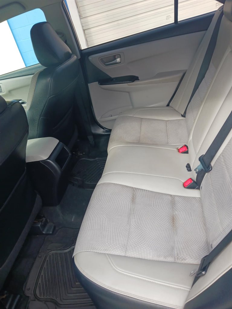 2016 Toyota Camry - $10,999