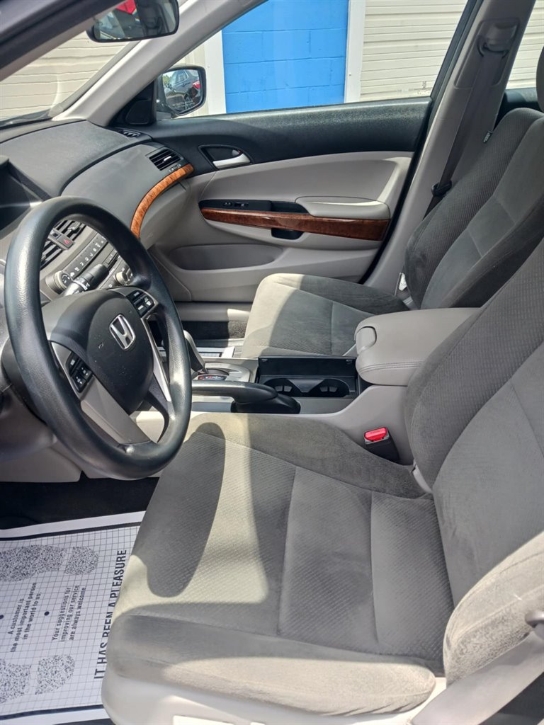 2012 Honda Accord - $8,999