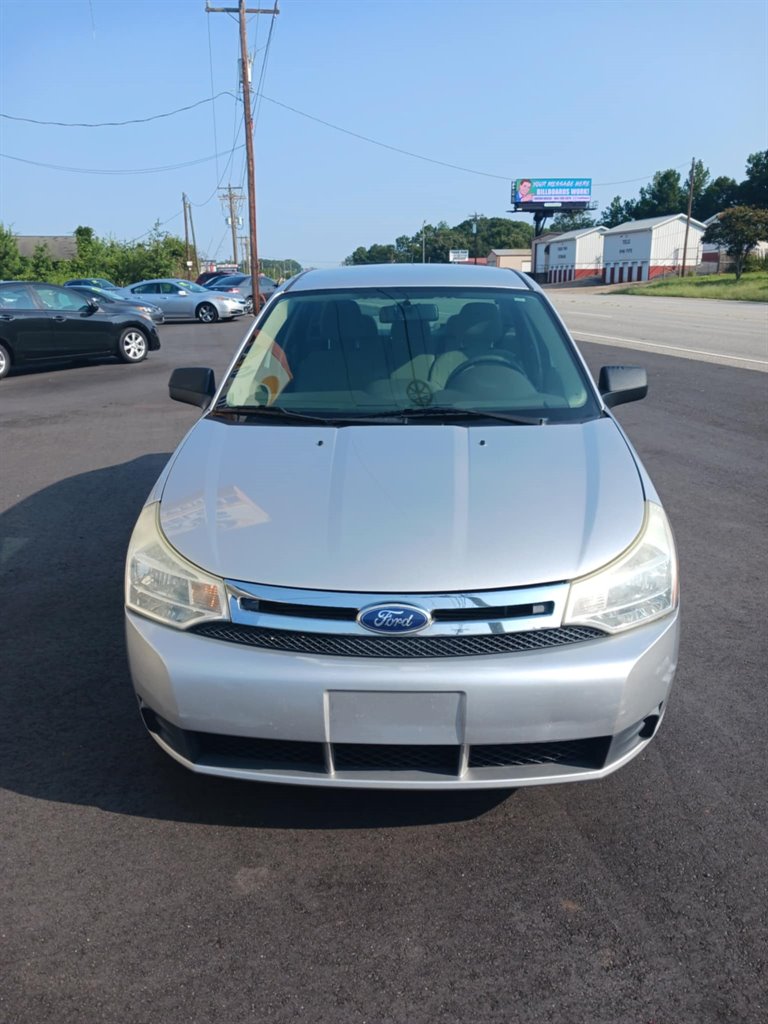 2011 Ford Focus - $5,999