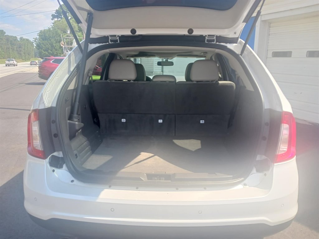 2014 Ford Edge - $9,499