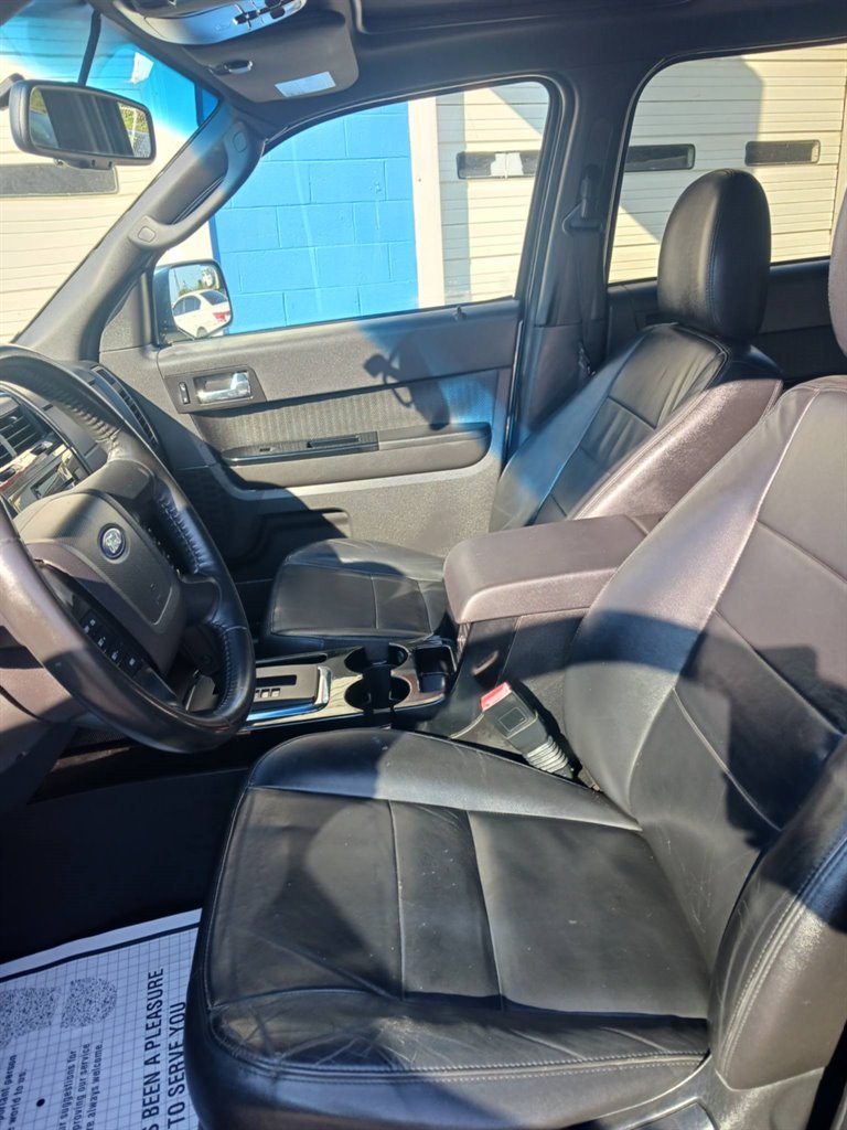 2011 Ford Escape - $5,999