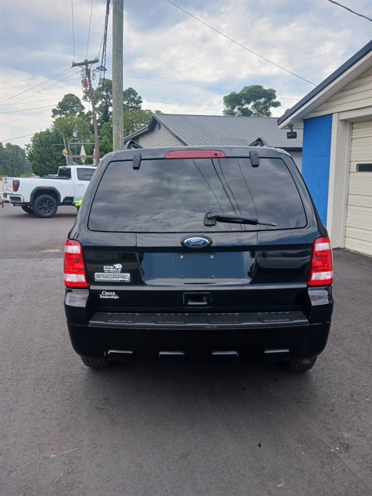 2010 Ford Escape - $6,999