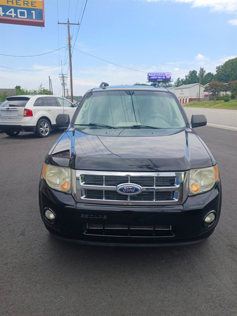 2010 Ford Escape - $6,999