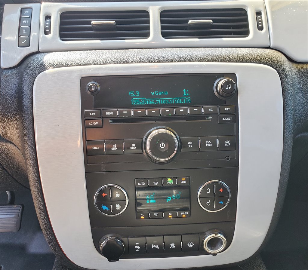 2008 Chevrolet Tahoe LTZ photo