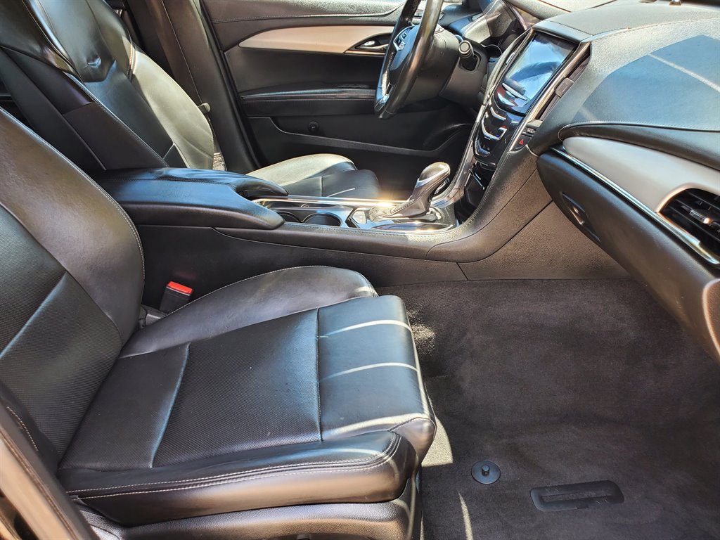 2016 Cadillac ATS Luxury photo