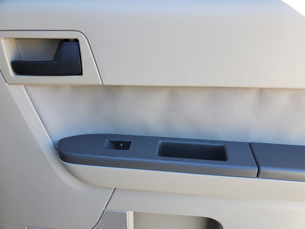 2011 Ford Escape XLT photo