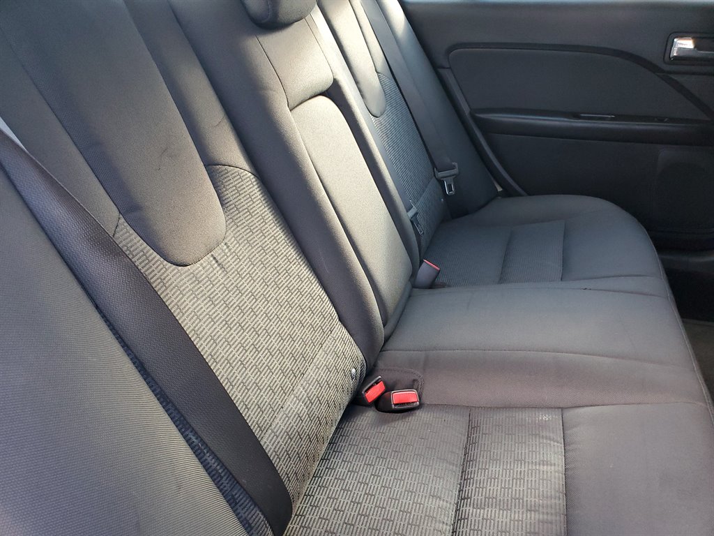 2012 Ford Fusion SE photo