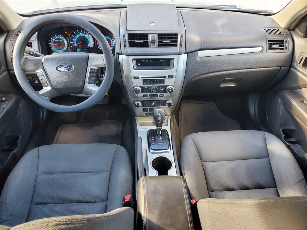 2012 Ford Fusion SE photo