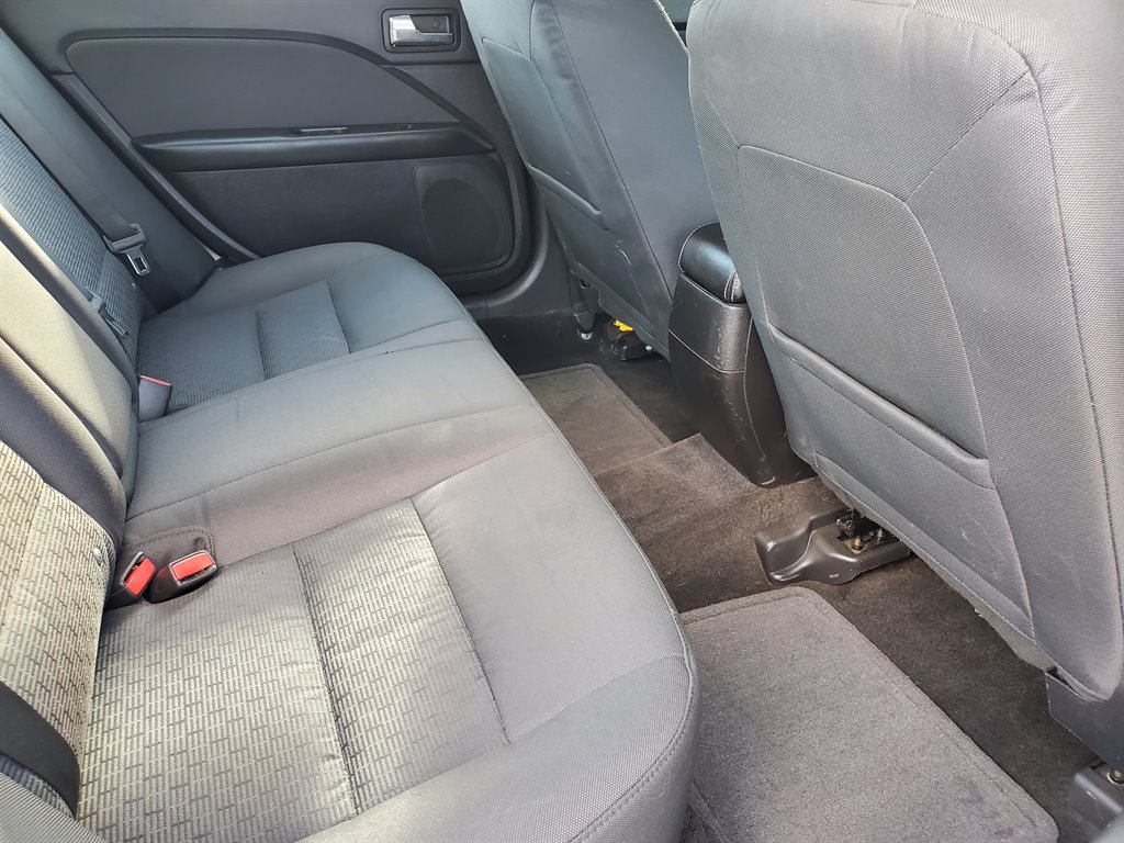 2012 Ford Fusion SE photo