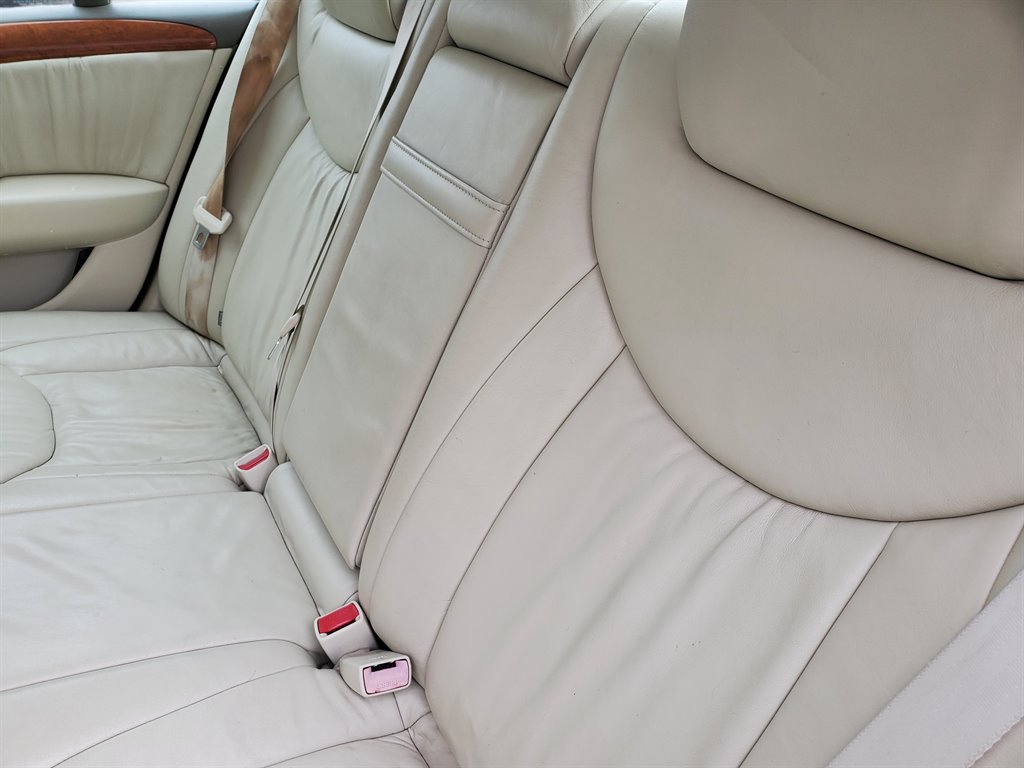 2001 Lexus LS 430 photo