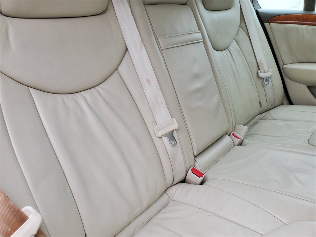 2001 Lexus LS 430 photo