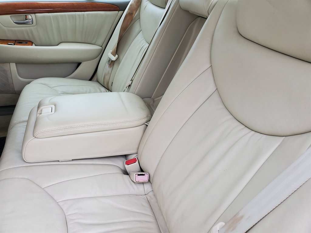 2001 Lexus LS 430 photo