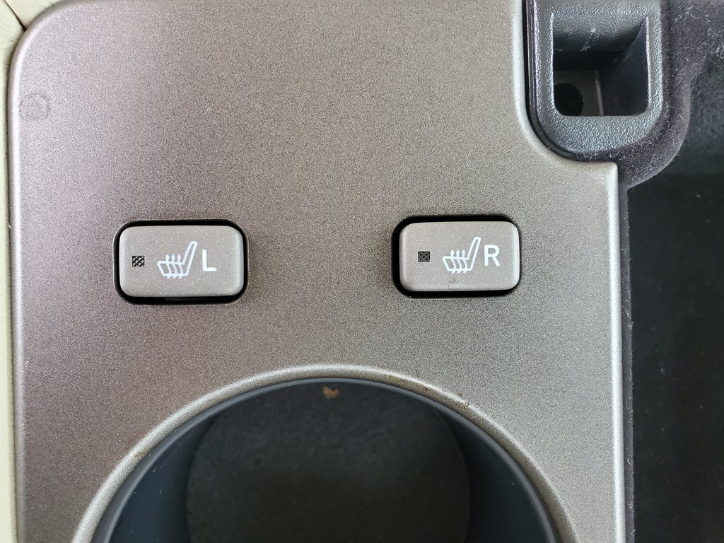 2001 Lexus LS 430 photo