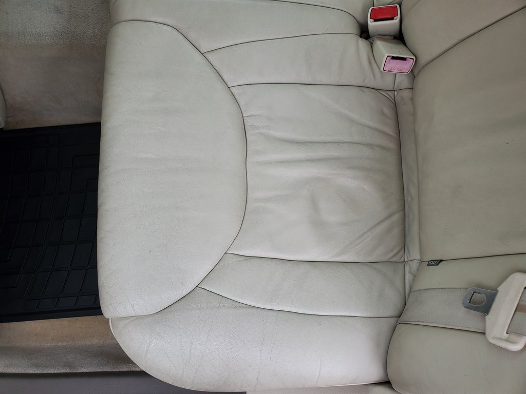 2001 Lexus LS 430 photo