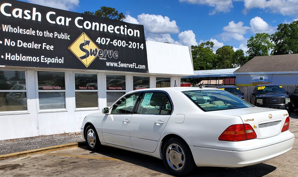 2001 Lexus LS 430 photo