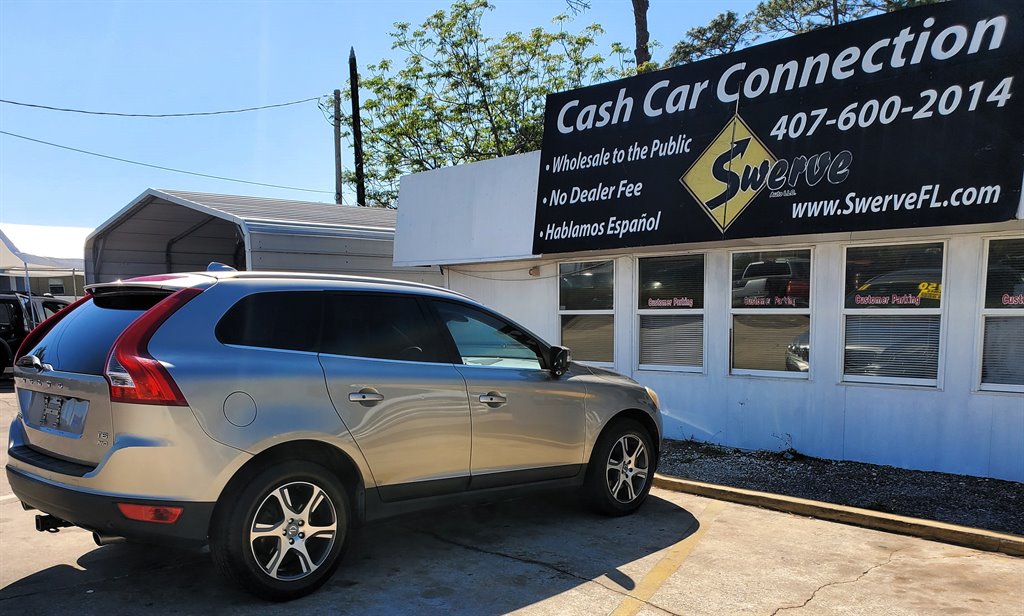 2011 Volvo XC60 T6 photo