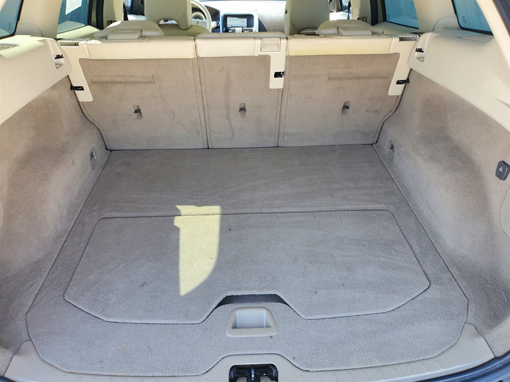 2011 Volvo XC60 T6 photo
