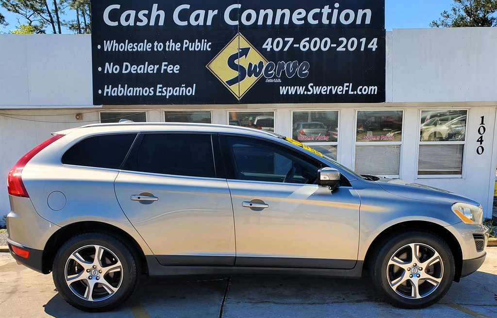 2011 Volvo XC60 T6 photo