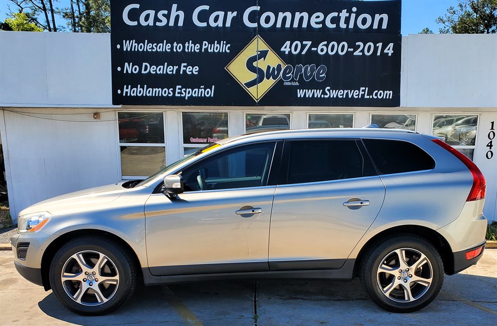 2011 Volvo XC60 T6 photo