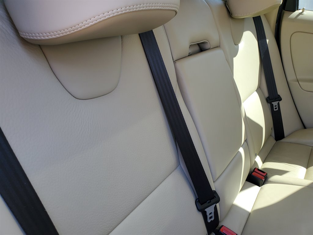 2011 Volvo XC60 T6 photo