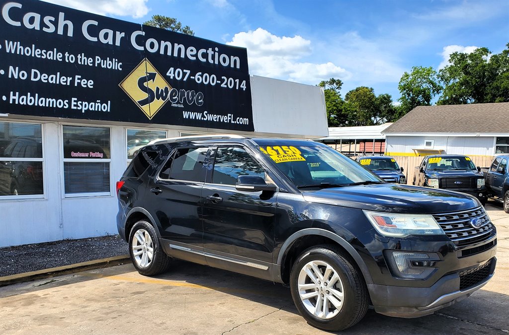 2016 Ford Explorer XLT photo
