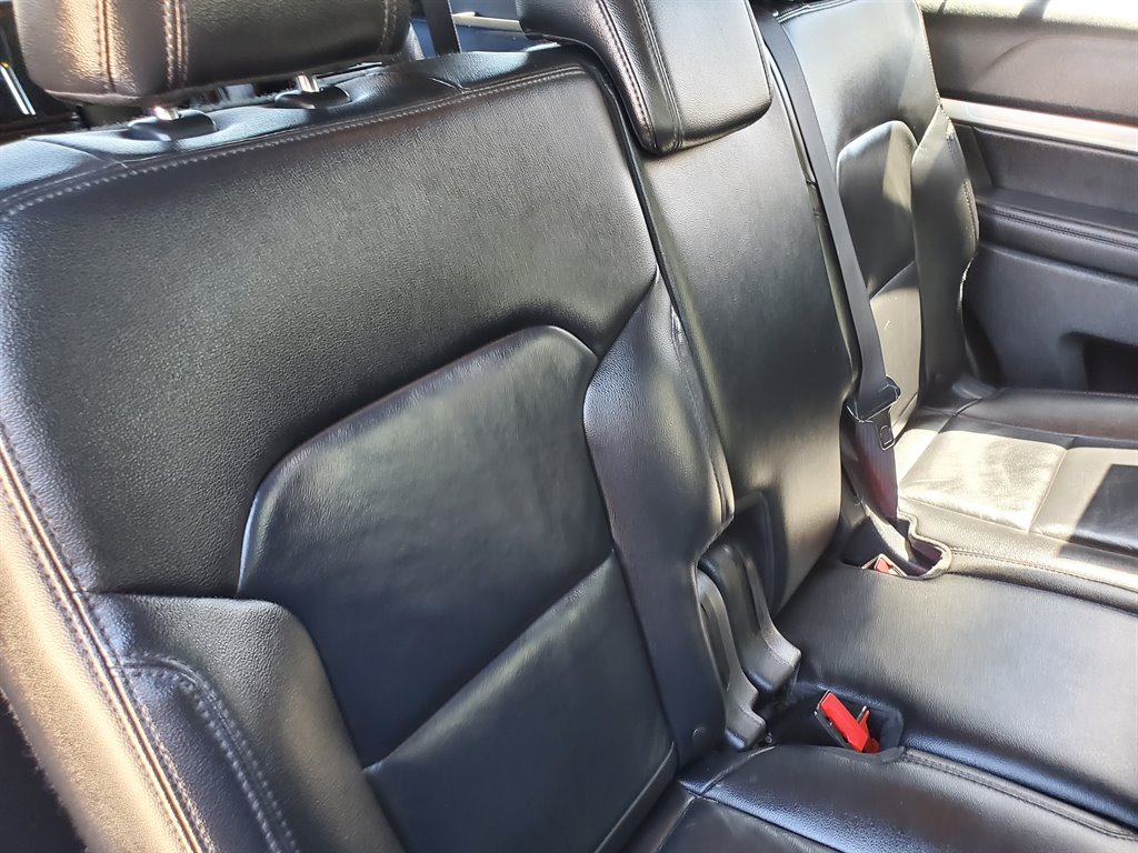 2016 Ford Explorer XLT photo