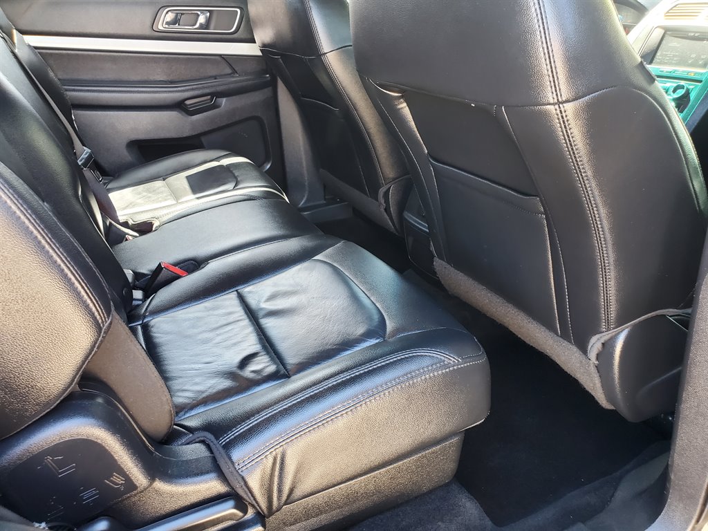 2016 Ford Explorer XLT photo