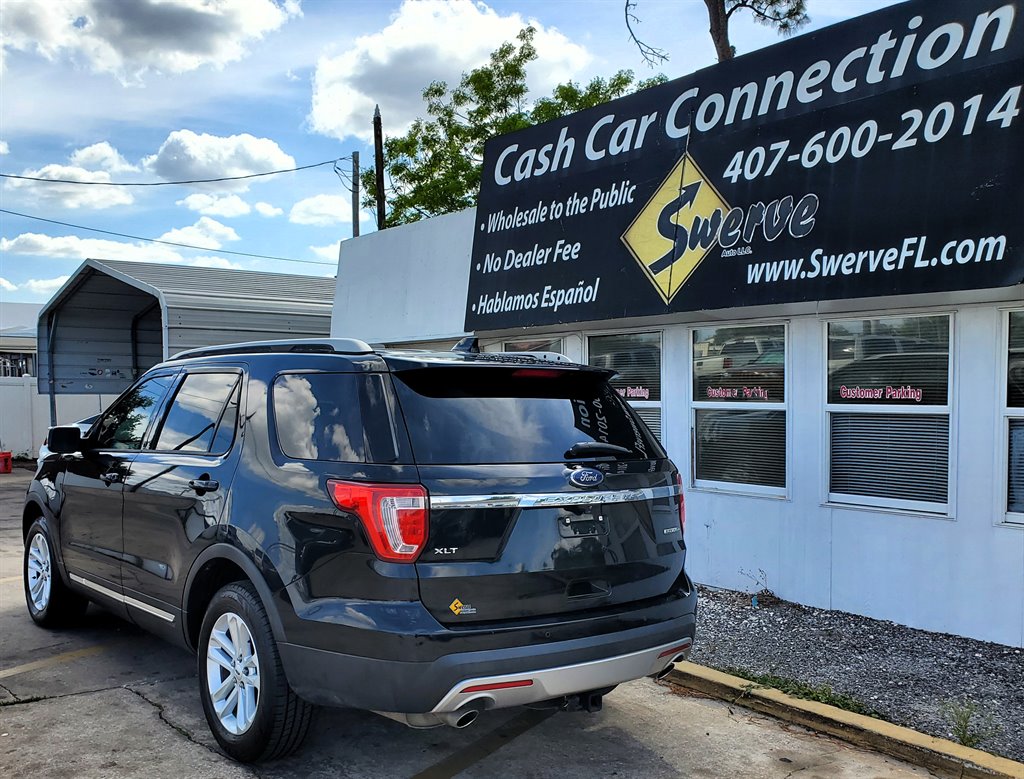 2016 Ford Explorer XLT photo