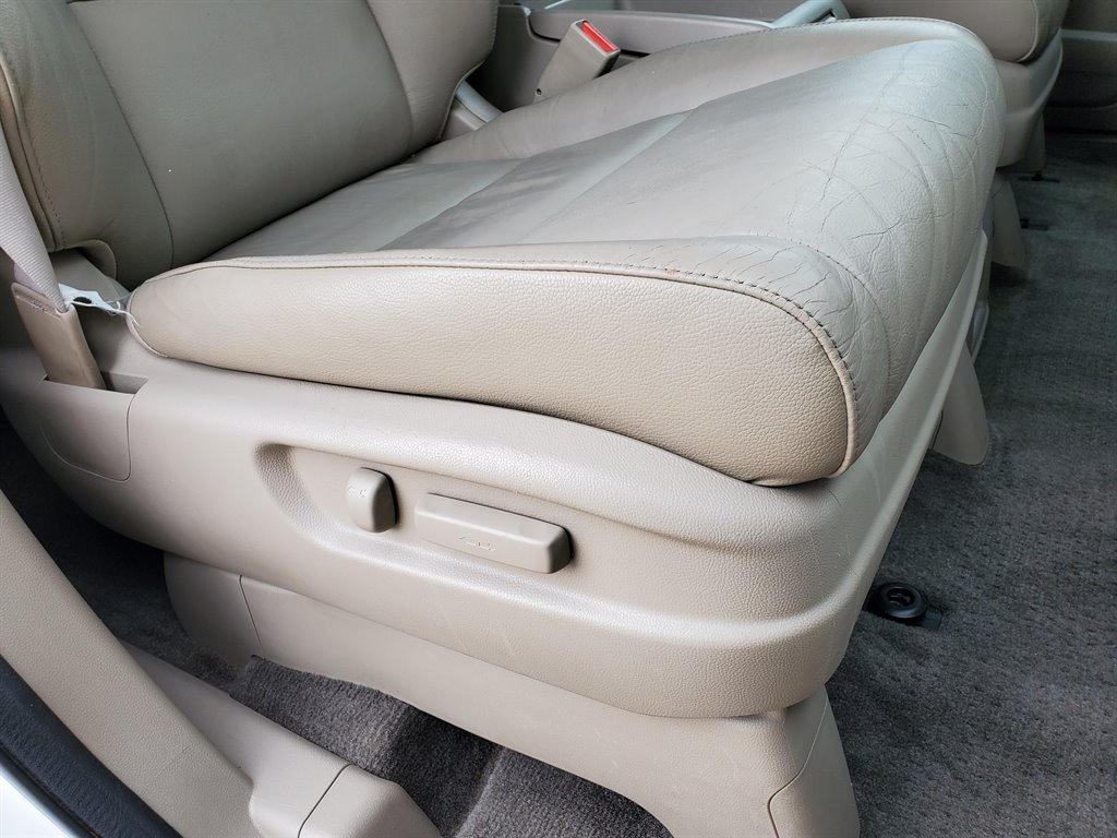 2011 Honda Odyssey EX-L w/DVD photo