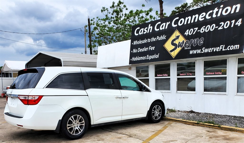 2011 Honda Odyssey EX-L w/DVD photo