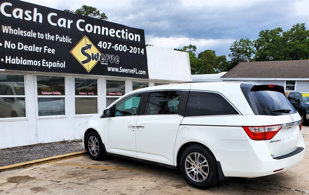 2011 Honda Odyssey EX-L w/DVD photo