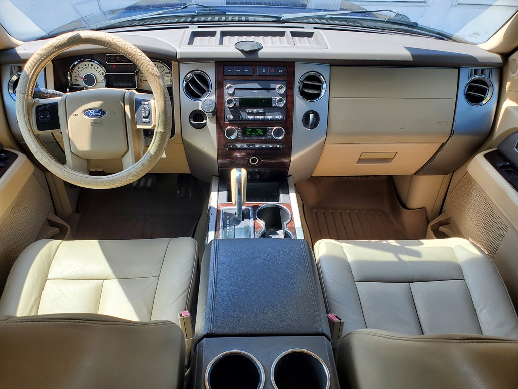 2014 Ford Expedition EL King Ranch photo