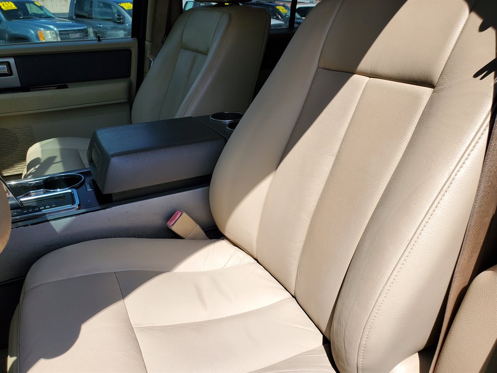 2014 Ford Expedition EL King Ranch photo