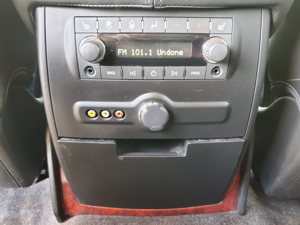 2011 Cadillac Escalade photo
