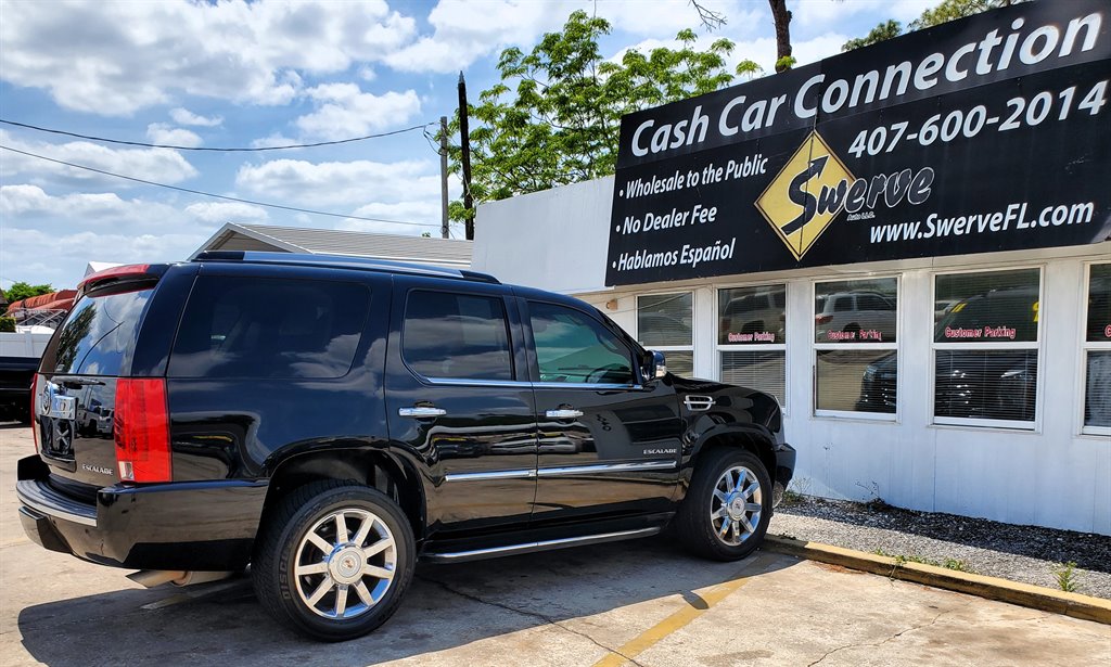 2011 Cadillac Escalade photo