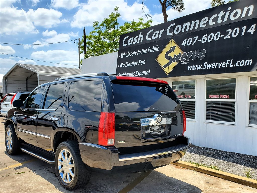 2011 Cadillac Escalade photo