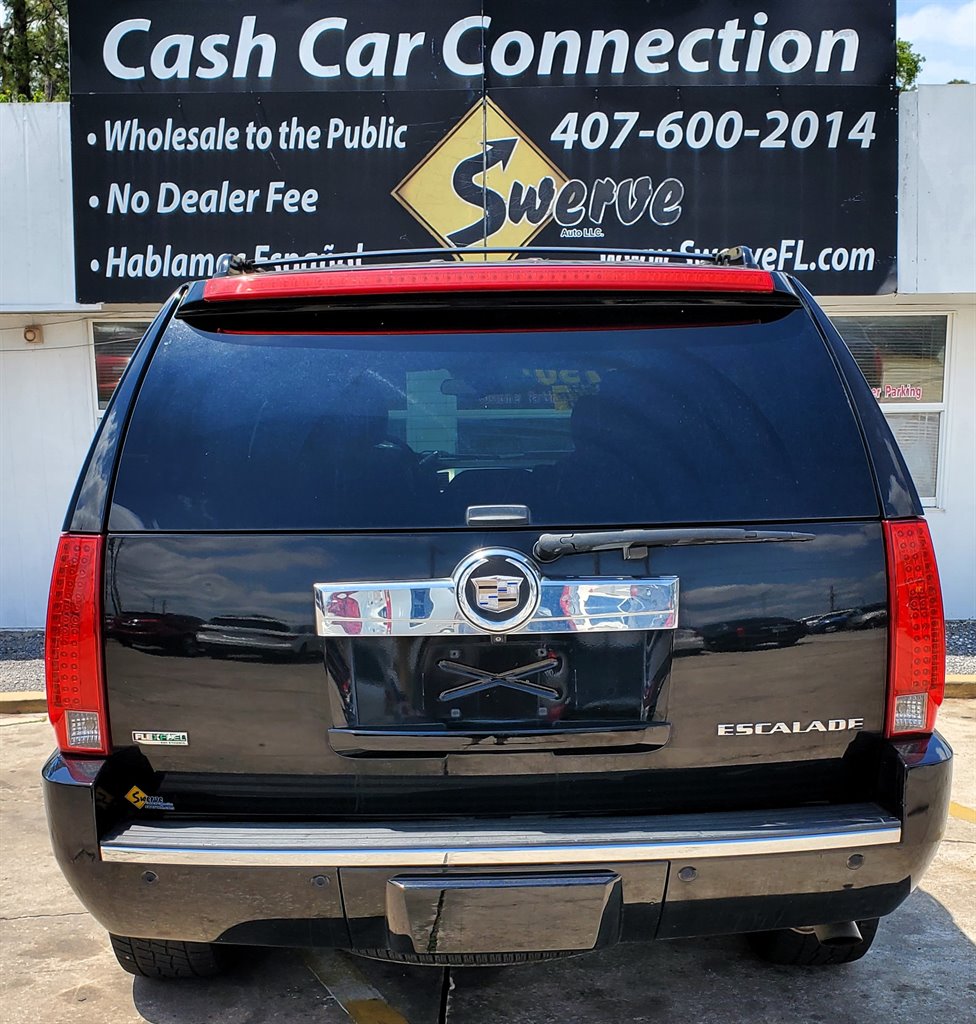 2011 Cadillac Escalade photo