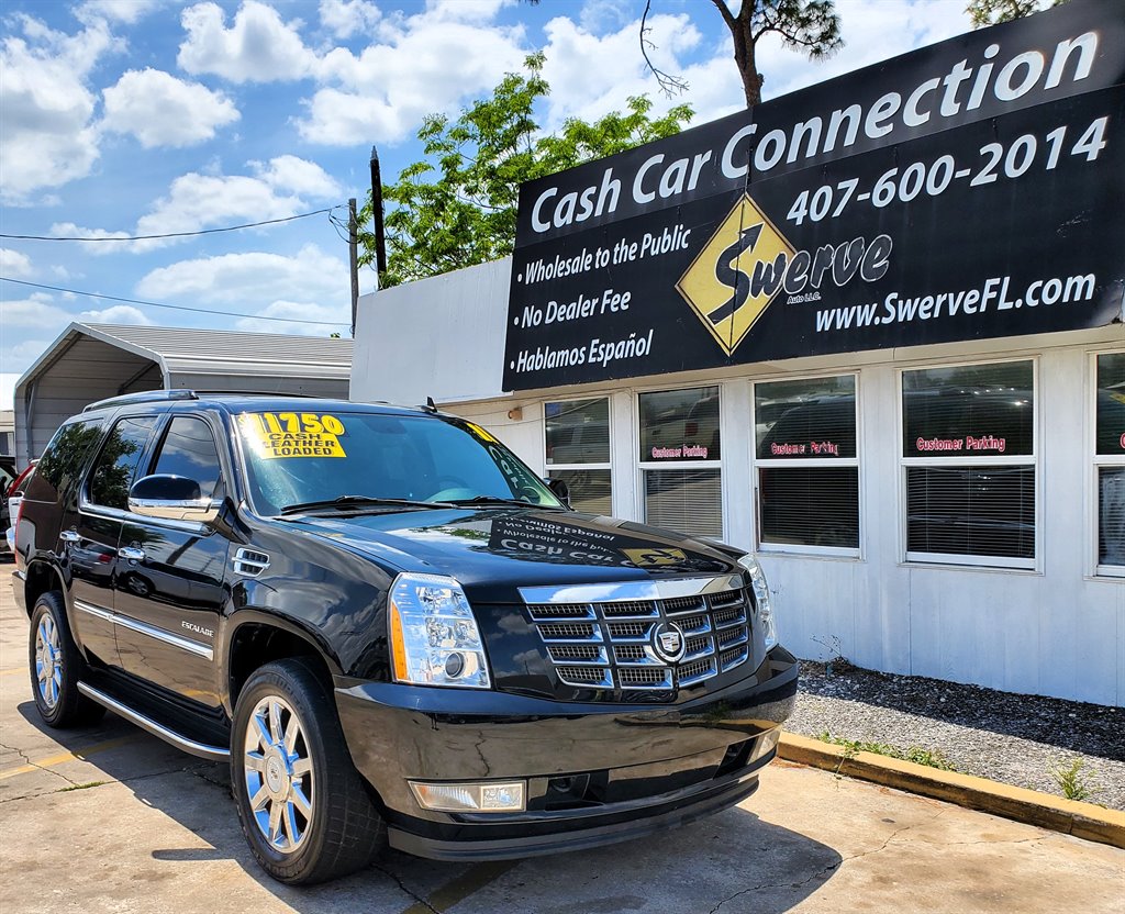 2011 Cadillac Escalade photo