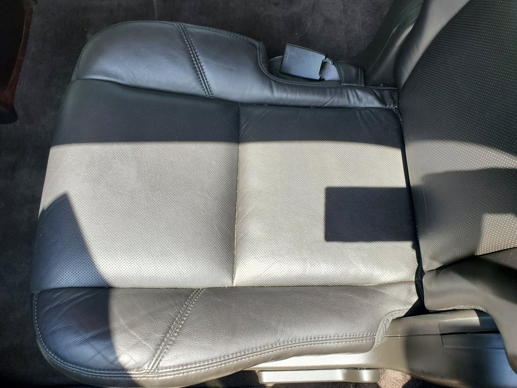 2011 Cadillac Escalade photo
