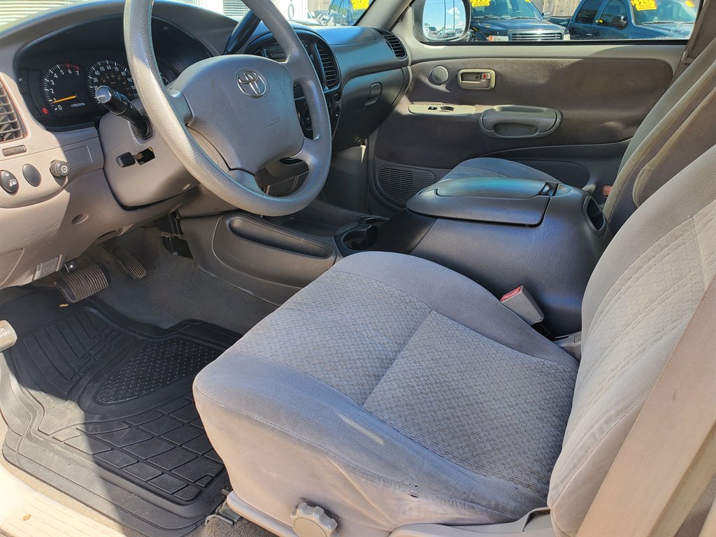 2003 Toyota Tundra SR5 photo