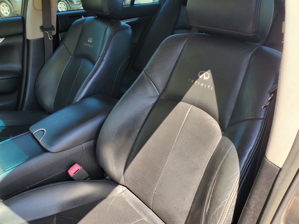 2010 Infiniti MDX photo