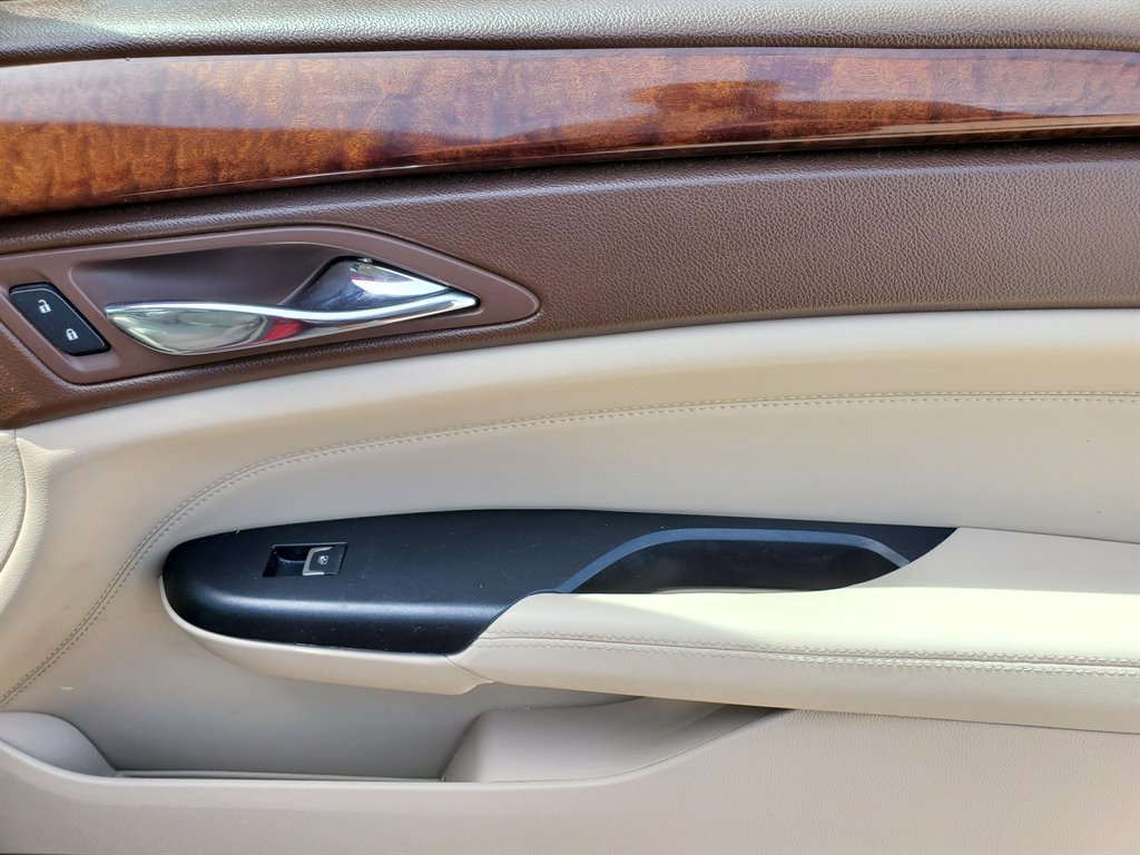 2015 Cadillac SRX Premium photo