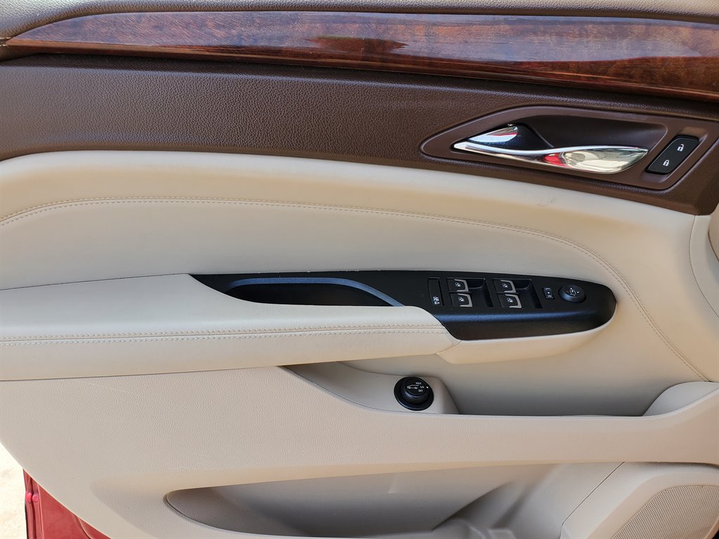 2015 Cadillac SRX Premium photo